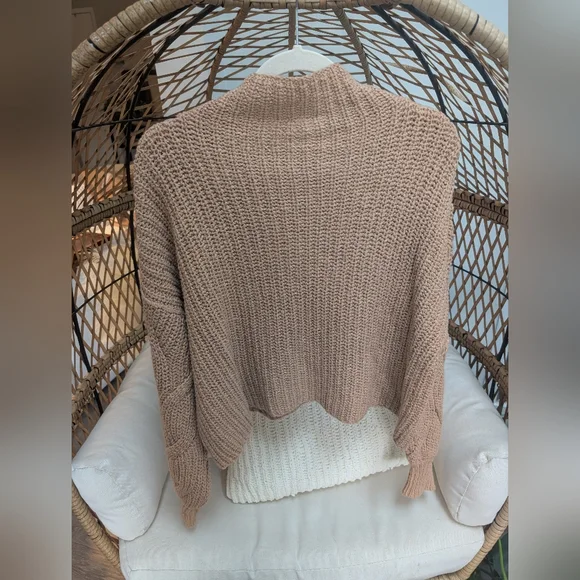 Free People Sweater - Picture 2 of 5